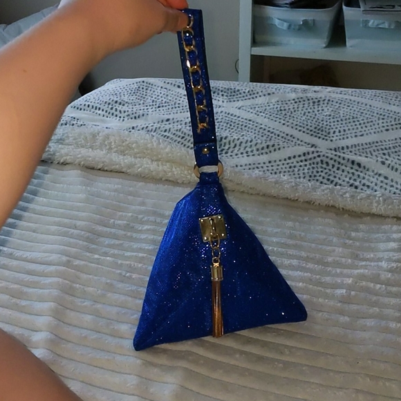 Triangle handbag - Picture 5 of 7